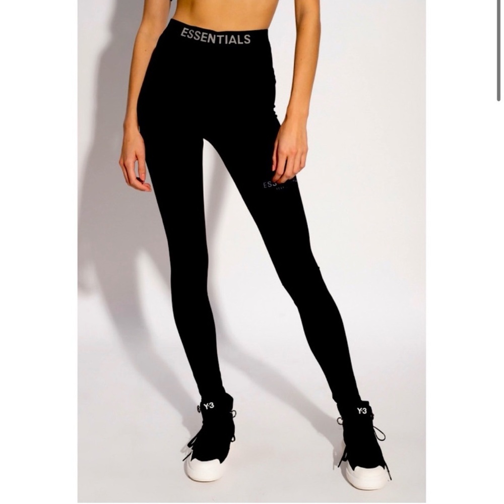 Fear of God ESSENTIALS Black High-Waist Leggings